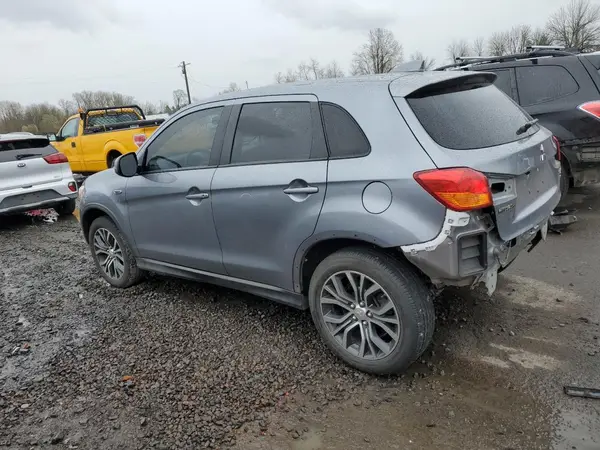 JA4AR3AW5HZ027100 2017 MITSUBISHI OUTLANDER - Image 2