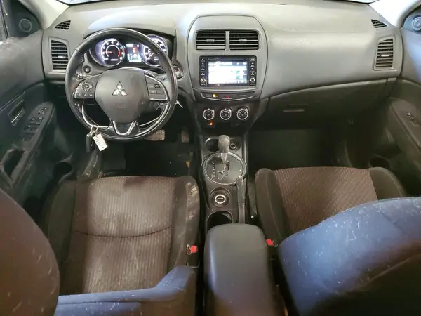 JA4AR3AW5HZ028862 2017 MITSUBISHI OUTLANDER - Image 8