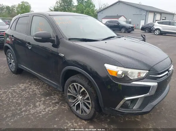 JA4AR3AW5JU006721 2018 MITSUBISHI OUTLANDER - Image 1