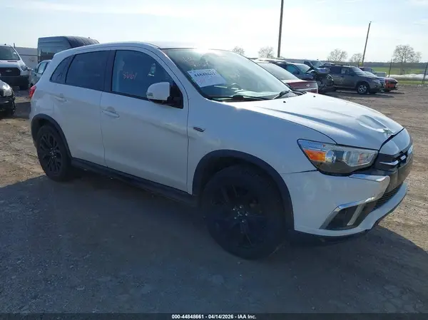 JA4AR3AW5JU019159 2018 MITSUBISHI OUTLANDER - Image 1