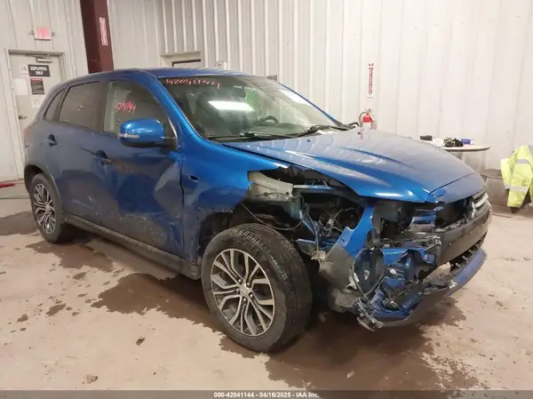 JA4AR3AW5JZ033503 2018 MITSUBISHI OUTLANDER - Image 1