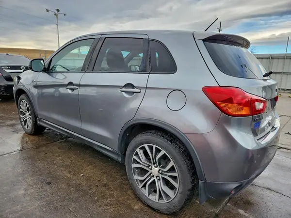 JA4AR3AW6GZ027041 2016 MITSUBISHI OUTLANDER - Image 2