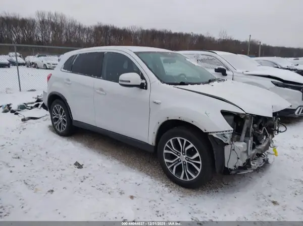JA4AR3AW6GZ041814 2016 MITSUBISHI OUTLANDER - Image 1