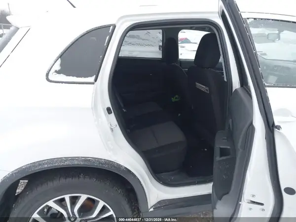 JA4AR3AW6GZ041814 2016 MITSUBISHI OUTLANDER - Image 8