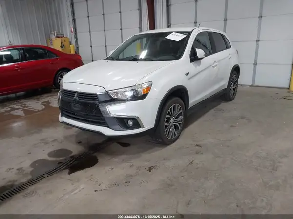 JA4AR3AW6GZ045958 2016 MITSUBISHI OUTLANDER - Image 2