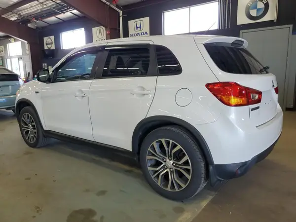 JA4AR3AW6GZ051033 2016 MITSUBISHI OUTLANDER - Image 2