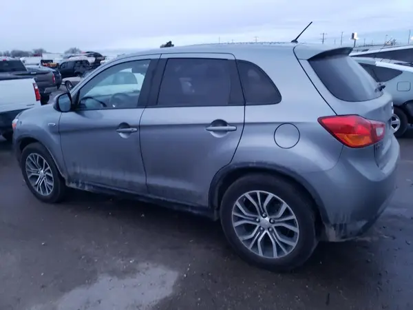 JA4AR3AW6GZ059553 2016 MITSUBISHI OUTLANDER - Image 2