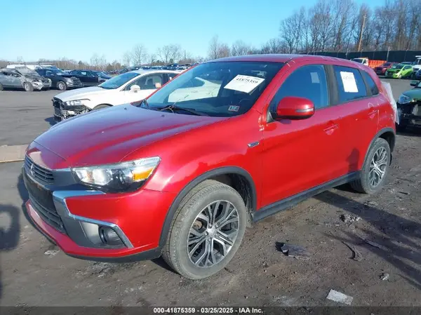 JA4AR3AW6HZ016770 2017 MITSUBISHI OUTLANDER - Image 2