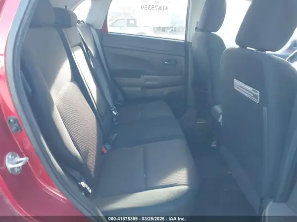 JA4AR3AW6HZ016770 2017 MITSUBISHI OUTLANDER - Image 8