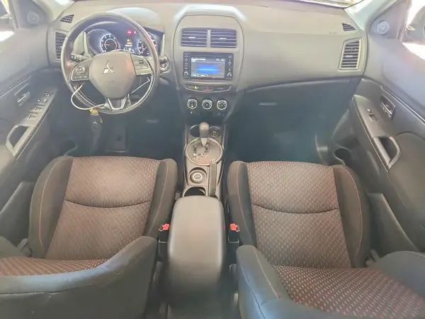 JA4AR3AW6HZ023704 2017 MITSUBISHI OUTLANDER - Image 8