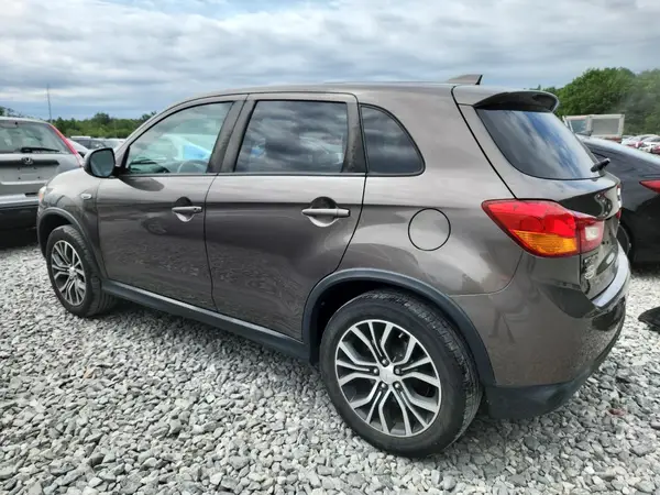 JA4AR3AW6HZ025033 2017 MITSUBISHI OUTLANDER - Image 2