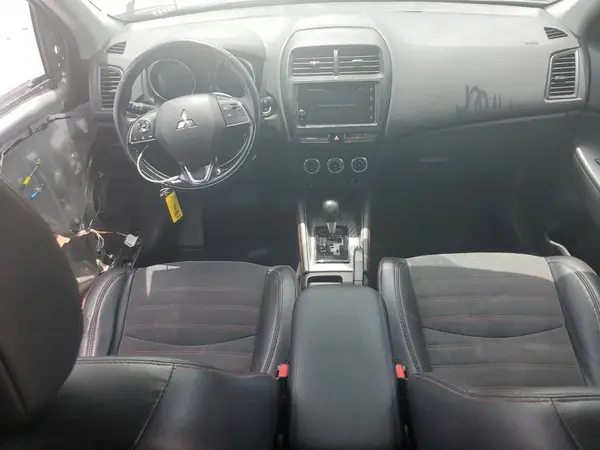 JA4AR3AW6JU012799 2018 MITSUBISHI OUTLANDER - Image 8