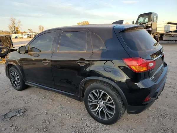 JA4AR3AW6JU013547 2018 MITSUBISHI OUTLANDER - Image 2
