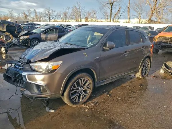 JA4AR3AW6JU021339 2018 MITSUBISHI OUTLANDER - Image 1