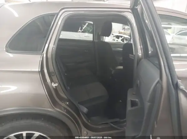 JA4AR3AW7GZ048920 2016 MITSUBISHI OUTLANDER - Image 8