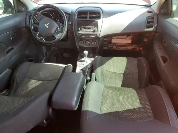 JA4AR3AW7GZ051736 2016 MITSUBISHI OUTLANDER - Image 8