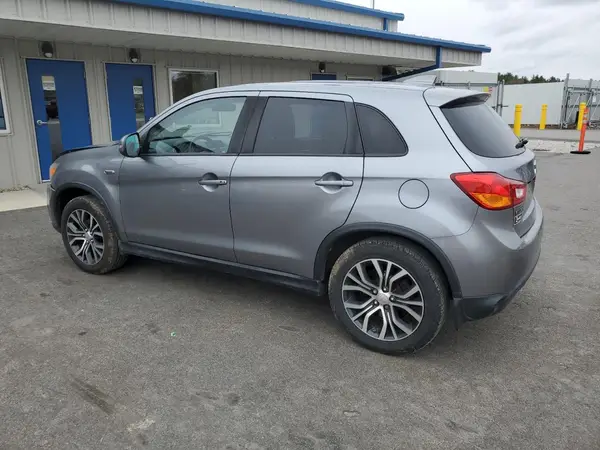 JA4AR3AW7HZ044030 2017 MITSUBISHI OUTLANDER - Image 2