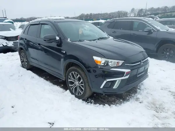 JA4AR3AW7JZ012197 2018 MITSUBISHI OUTLANDER - Image 1