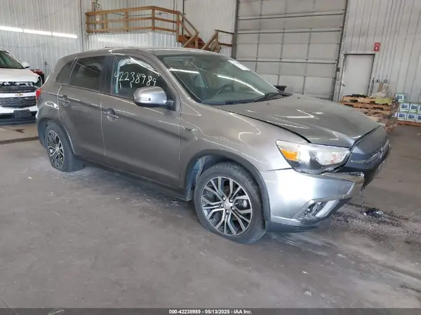 JA4AR3AW7JZ035379 2018 MITSUBISHI OUTLANDER - Image 1