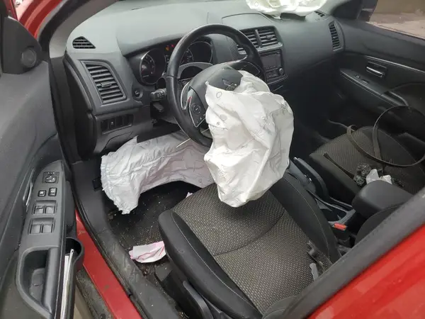 JA4AR3AW8GZ023296 2016 MITSUBISHI OUTLANDER - Image 8