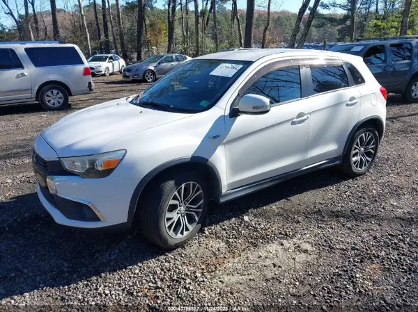 JA4AR3AW8GZ025436 2016 MITSUBISHI OUTLANDER - Image 2
