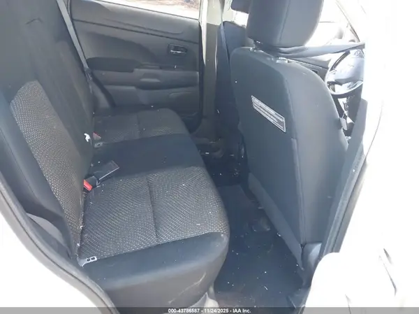 JA4AR3AW8GZ025436 2016 MITSUBISHI OUTLANDER - Image 8