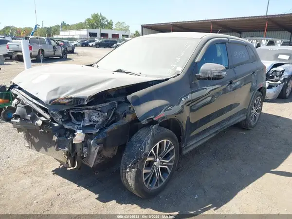 JA4AR3AW8GZ043340 2016 MITSUBISHI OUTLANDER - Image 2