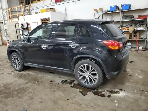 JA4AR3AW8GZ045606 2016 MITSUBISHI OUTLANDER - Image 2