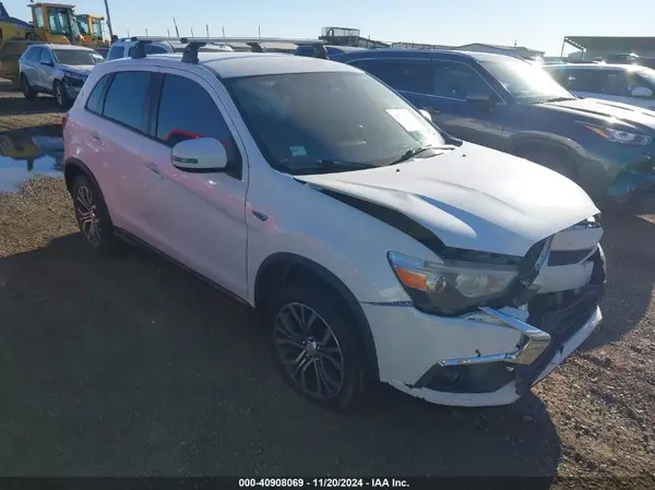 JA4AR3AW8GZ047131 2016 MITSUBISHI OUTLANDER - Image 1