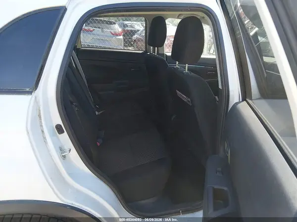 JA4AR3AW8GZ056296 2016 MITSUBISHI OUTLANDER - Image 8