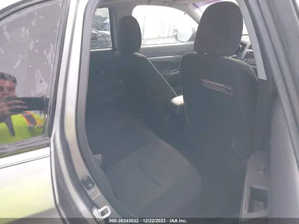 JA4AR3AW8GZ056461 2016 MITSUBISHI OUTLANDER - Image 8