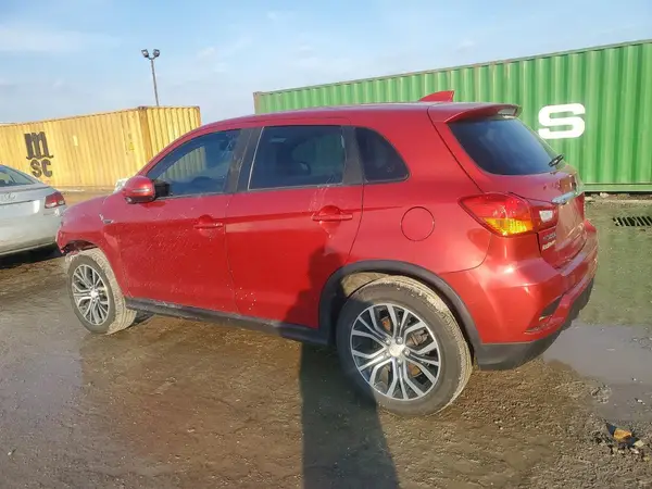 JA4AR3AW8JU012786 2018 MITSUBISHI OUTLANDER - Image 2