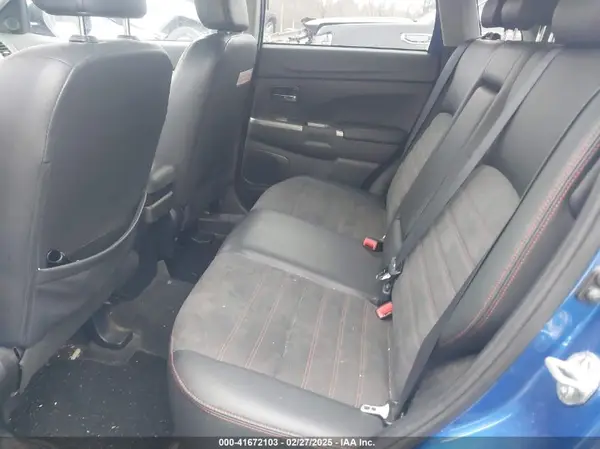 JA4AR3AW8JU014148 2018 MITSUBISHI OUTLANDER - Image 8