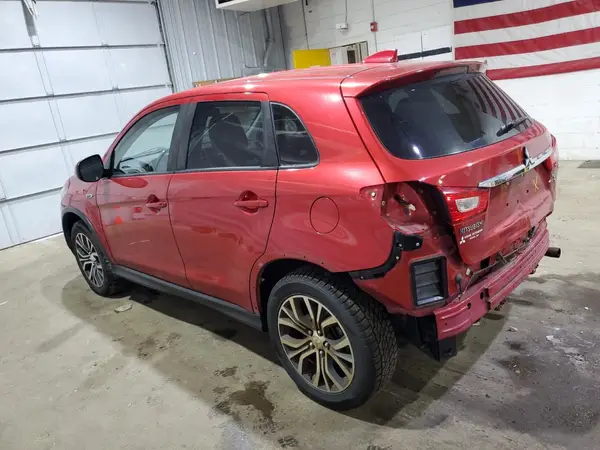JA4AR3AW8JZ006330 2018 MITSUBISHI OUTLANDER - Image 2