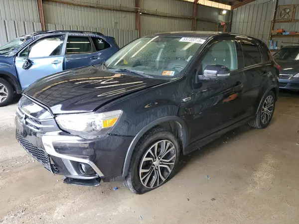 JA4AR3AW8JZ032765 2018 MITSUBISHI OUTLANDER - Image 1
