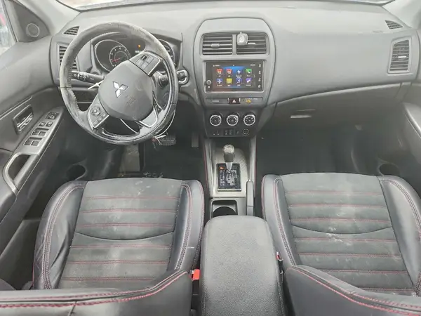 JA4AR3AW8JZ033396 2018 MITSUBISHI OUTLANDER - Image 8