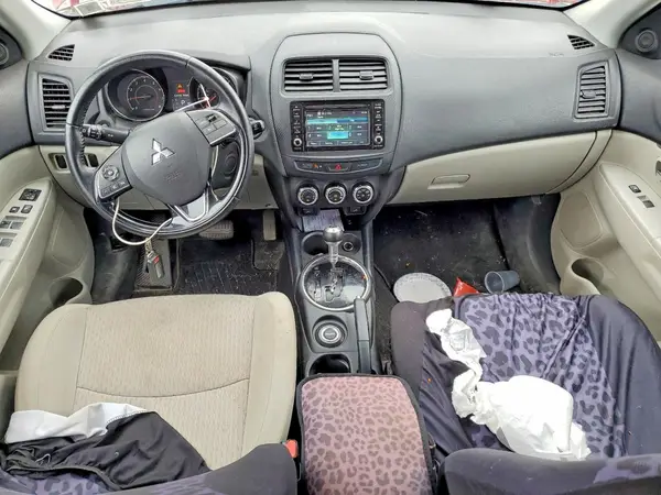 JA4AR3AW9GZ041399 2016 MITSUBISHI OUTLANDER - Image 8