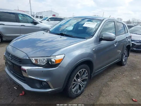 JA4AR3AW9GZ051995 2016 MITSUBISHI OUTLANDER - Image 2