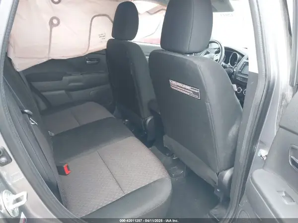 JA4AR3AW9GZ051995 2016 MITSUBISHI OUTLANDER - Image 8