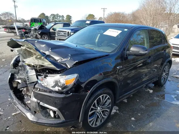JA4AR3AW9HZ031229 2017 MITSUBISHI OUTLANDER - Image 2