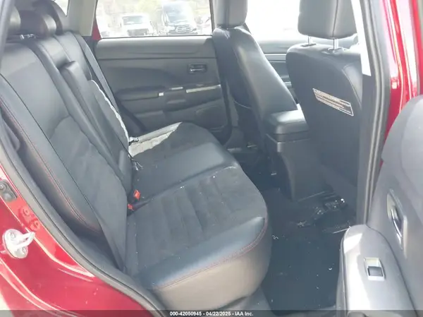 JA4AR3AW9JU020654 2018 MITSUBISHI OUTLANDER - Image 8