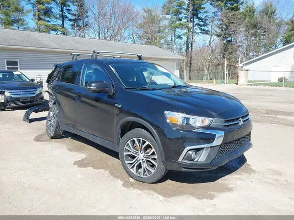 JA4AR3AW9JZ012590 2018 MITSUBISHI OUTLANDER - Image 1