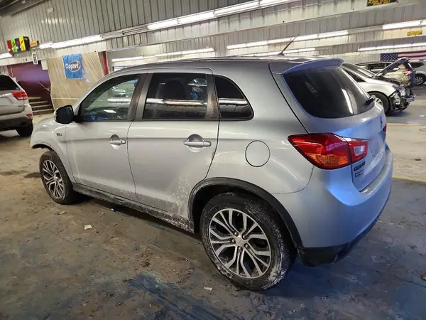 JA4AR3AWXGZ041511 2016 MITSUBISHI OUTLANDER - Image 2
