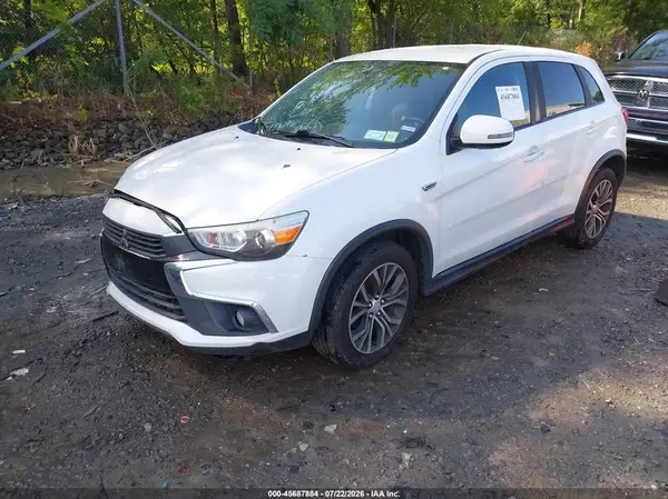 JA4AR3AWXGZ052010 2016 MITSUBISHI OUTLANDER - Image 2