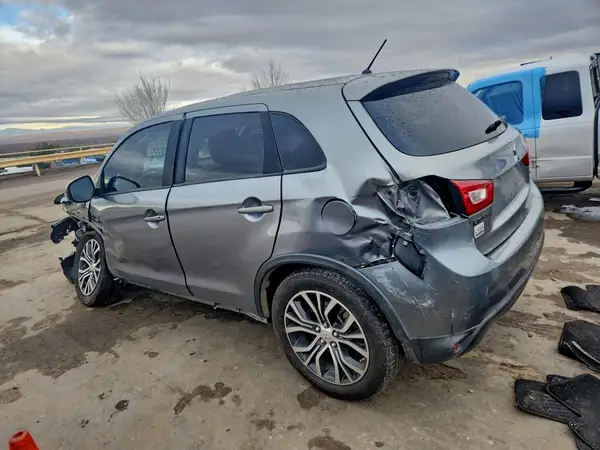 JA4AR3AWXGZ058650 2016 MITSUBISHI OUTLANDER - Image 2