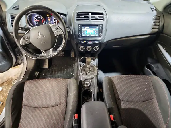 JA4AR3AWXHZ022071 2017 MITSUBISHI OUTLANDER - Image 8