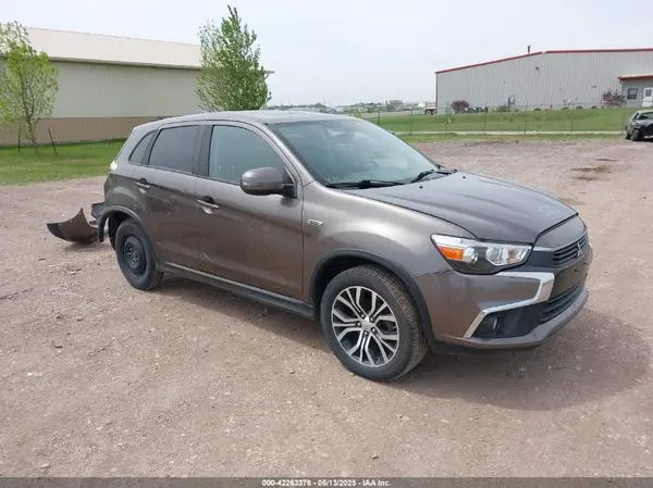 JA4AR3AWXHZ035791 2017 MITSUBISHI OUTLANDER - Image 1