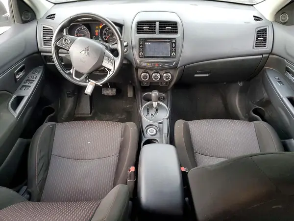 JA4AR3AWXHZ038299 2017 MITSUBISHI OUTLANDER - Image 8