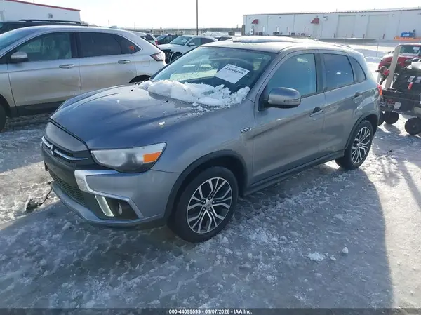 JA4AR3AWXJU013258 2018 MITSUBISHI OUTLANDER - Image 2