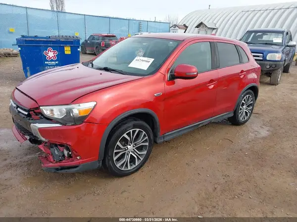 JA4AR3AWXJU014507 2018 MITSUBISHI OUTLANDER - Image 2